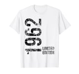 62nd Birthday 62 Years Old Man Woman Vintage 1962 T-Shirt