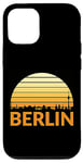 Coque pour iPhone 15 Vintage Berlin paysage urbain silhouette coucher de soleil rétro design