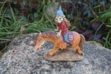 97241 D   - 29%    FIGURINE TROLL CHEVAL N° 9 FERME PMU FEE PIXIES   PIXIE