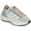 Baskets basses adidas  AVRYN_X