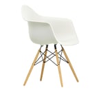 Vitra - Eames Plastic Armchair DAW - 04 White - Ash Honey Tone - Matstolar - Charles & Ray Eames - Vit - Metall/Trä/Plast