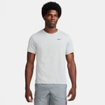 Nike Dri-FIT UV Miler T-shirt Kortärmad Vit för Löpare | Loparshop.se - Handla nu på Loparshop.se!