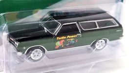 Autoworld 1/64 - Chevy Chevelle Wagon 1965 Turtle Wax Diecast Model Car