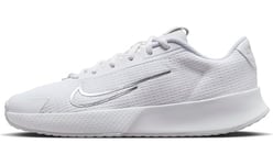 Nike Femme Court Vapor Lite 2 Basket, White Metallic Silver Pure Platinum, 43 EU