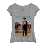 T-Shirt Femme Col Echancré Cowboy Shérif Western Photo De Film Duel Au Revolver Original Vintage