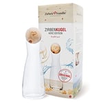 Lot de boules de pin originales « Heart Edition » • Carafe en verre cristal Spiegelau avec boule de pin naturellement parfumée avec gravure « Cœur » • PinFamille – connue dans les magasins spécialisés et l'industrie hôtelière