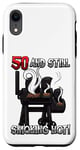 Coque pour iPhone XR Citation d'anniversaire pour barbecue « Smoking Hot »