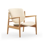 House of Finn Juhl - France Chair, Dark oiled oak, Cat. 2 Hallingdal 65 - 100 - Lenestoler - Finn Juhl - Beige,Tre farget - Tre/Tekstilmateriale