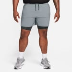 Nike Dri-FIT Stride Hybrid 5 Inch Shorts Grå - Handla nu på Loparshop.se!