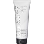 St.Tropez Self-tanners Gradual Tan Daily Classic Firming Lotion Medium / Dark 200 ml (865,00 kr / 1 l)