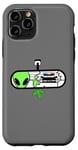 Coque pour iPhone 11 Pro Extraterrestre vert amusant conduisant une voiture, regardant dans le rétroviseur