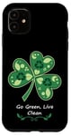 Coque pour iPhone 11 Go Green - Live Clean - Funny Irish Shamrock Recycling