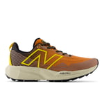 New Balance Men's FuelCell Venym Infield Clay, 40