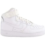 Baskets Nike  Baskets en cuir