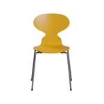 Fritz Hansen Myran 3101 stol true yellow, silvergrått stativ