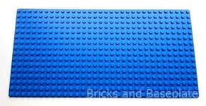 LEGO BASEPLATE BLUE 16x32 PINS - Actual dimensions 12.8cm x 25.6cm x 0.3 - NEW