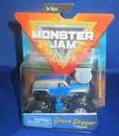 AUTHENTIC MONSTER JAM 1:64 HOT WHEEL TRUCK GRAVE DIGGER THE LEGEND NEW 2019