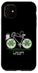 Coque pour iPhone 11 Stay Green Stay Lucky - Cycliste St Patrick