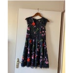 Robe courte Ted Baker  Robe courte tes Baker neuve