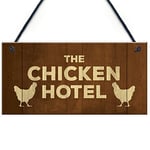 RED OCEAN Panneau « Chicken » et plaque « THE CHICKEN HOTEL » - Panneau de jardin à suspendre - Panneau amusant pour décoration d'intérieur - Marron (RO-23084)