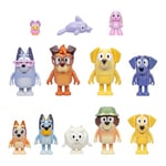 Bluey Coffret Super Fan avec 12 Figurines de 5 à 8 cm, et Bingo Visage implorant, Max Le bavard, Dauphin Danseur, Floppy, Lucky, Nana, Johnny, Papa de Lucky, Joff, Pom Pom et Grand-père