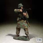 B25119 W.Britain German Waffen SS in Italian Camo Standing