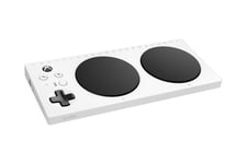 Microsoft Xbox Adaptive Controller - Hjälpmedelshandkontroll - trådlös, kabelansluten - Bluetooth