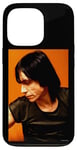 Coque pour iPhone 13 Pro Photo de l'hôtel Iggy Pop Of The Stooges par Virgina Turbett