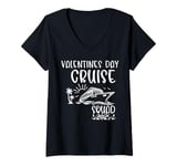 Womens Valentines Day Cruise Squad 2025 Holiday Family Matching V-Neck T-Shirt