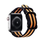 SKALO Nato-ranneke Nylon Apple Watch Series 4-6 44mm - Musta-Oranssi