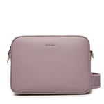 Handväska Calvin Klein Ck Must Small Camera Bag_Caviar K60K613084 Lila