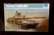 Trumpeter Russian T-90SA Main Battle Tank with Welded Turret Model K (US IMPORT)