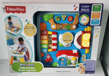 FISHER PRICE Rires&Eveil Table bilingue éveil progressif dès 6 mois