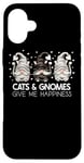 Coque pour iPhone 16 Plus Cats & Gnomes Give Me Happiness Nain de jardin de chat