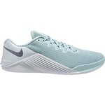 Nike Femme Metcon 5 Chaussures de Fitness, Gris (Ocean Cube/MTLC Cool Grey-Pure 104), 42.5 EU