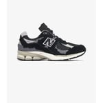 Baskets basses New Balance  2002R Protection Pack Black