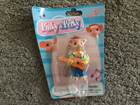 Pinky & Perky Keychain Pery Standing Up Playing His Guitar 2000