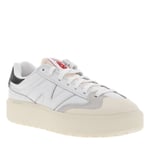 Baskets basses FEMME New Balance 302 en cuir blanches et à lacets