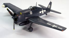 Hobby Master 1:72 HA1105 Grumman F6F Hellcat USN VF(N)-41 William Henry USS