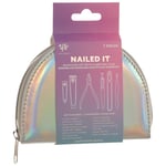 Yes Studio Keho Käsien hoito Nailed It Manicure Set Cuticle nipper + large nail clipper + small nail clipper + carrying case + cuticle trimmer + slanted tip tweezer + metal nail file 1 Stk. (4,95 € / 1 Kpl)