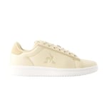 Le Coq Sportif Femme LCS Court Clean W Warm Sand Basket, 37 EU