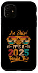 Coque pour iPhone 11 Aw Ship It's A Family Trip : Croisière en famille Vintage 2025