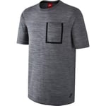 T-shirt Nike  Sportswear Tech Knit