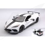 FR- Maisto CHEVROLET CORVETTE STINGRAY (HIGH WING) 2020 WHITE 1:18 - MI31455W