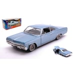 CHEVROLET IMPALA SS396 COUPE' 1965 METALLIC LIGHT BLUE 1:24 Welly Auto Stradali