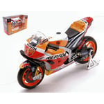 [FR] Maisto HONDA RC213V REPSOL MOTOGP 2021 N.44 POL ESPARGARO 1:18 - MI36372E