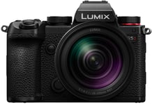 PANASONIC Lumix S5D + 28-200mm