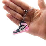 Utsökt 3D Mini Sneakers Key Chain Sneakers Fans Souvenir Key A1