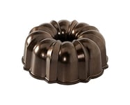 Nordic Ware 50148 12-Cup Pan Original Cast Aluminium, Bundt Tin with Fluted Pattern, Cake Mould Made in The USA, 2.8 liters, Bronze