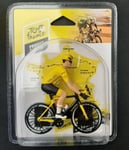 Cycliste du Tour de France 2022 - Maillot Jaune LCL Solido 1/18 S1809905